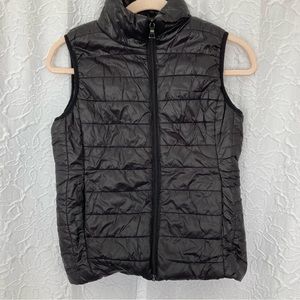Active USA Black Puffy Zip Up Vest Sz S